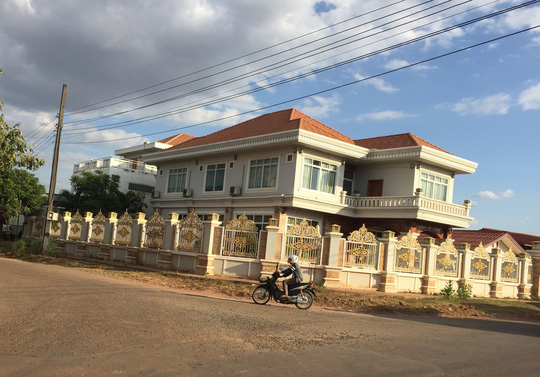 Điểm[-]mặt[-]các[-]“đại[-]dự[-]án”[-]của[-]gia[-]đình[-]ông[-]Trần[-]Bắc[-]Hà